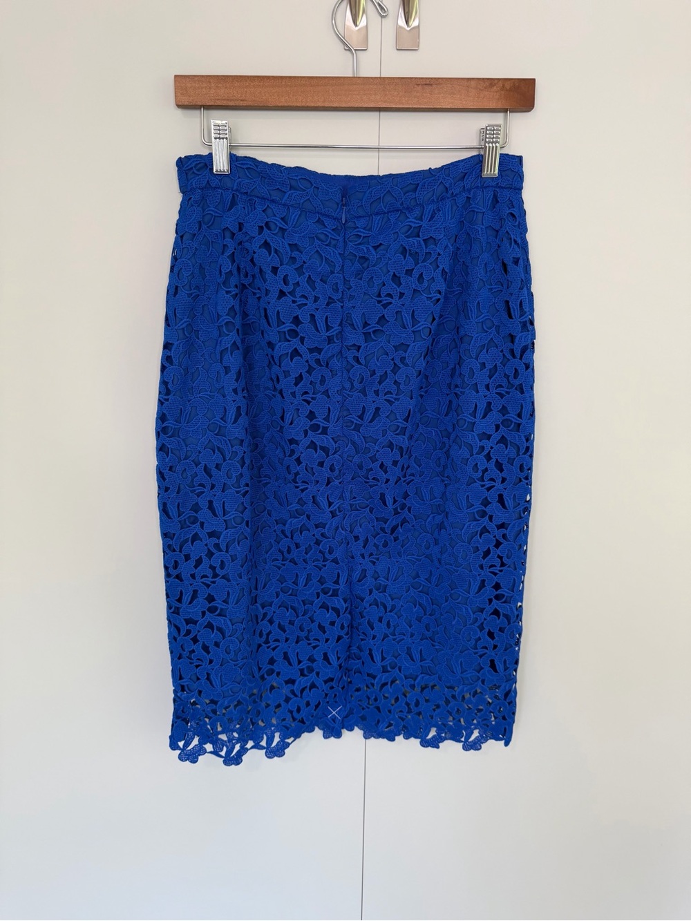 J.CREW COLLECTION Liola Guipure Lace Overlay Pencil Skirt in Electric Blue E9754 - Picture 6 of 10